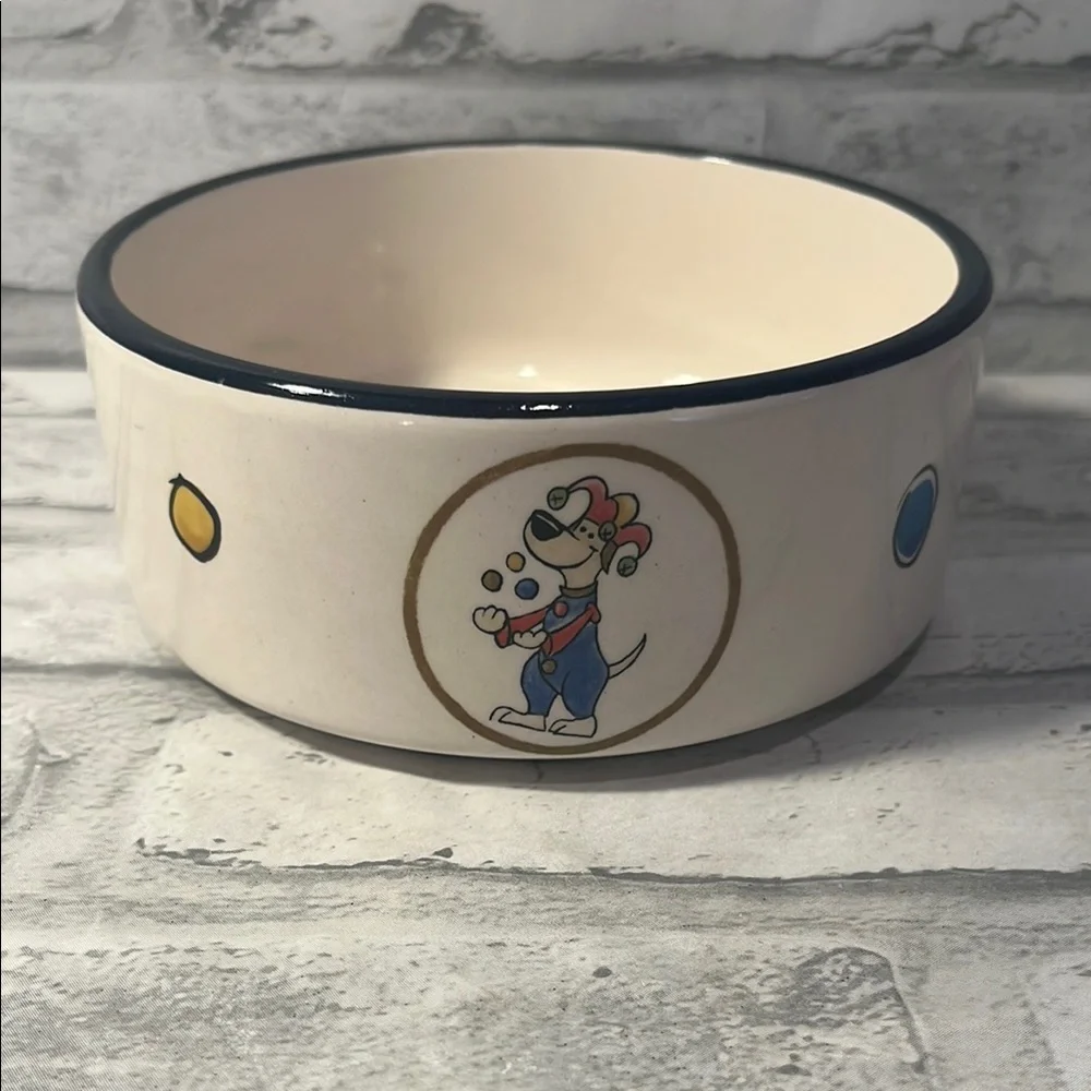 Cream Ceramic small Dog Bowl with Cartoon dogs Design juggler jester food water